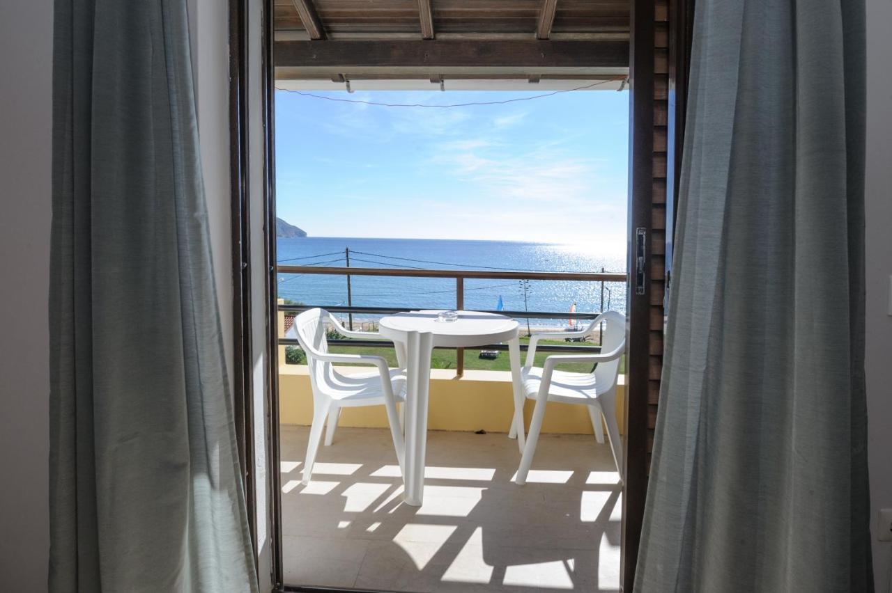 Hotel Elias & Vasili House à Agios Georgios Pagon Extérieur photo