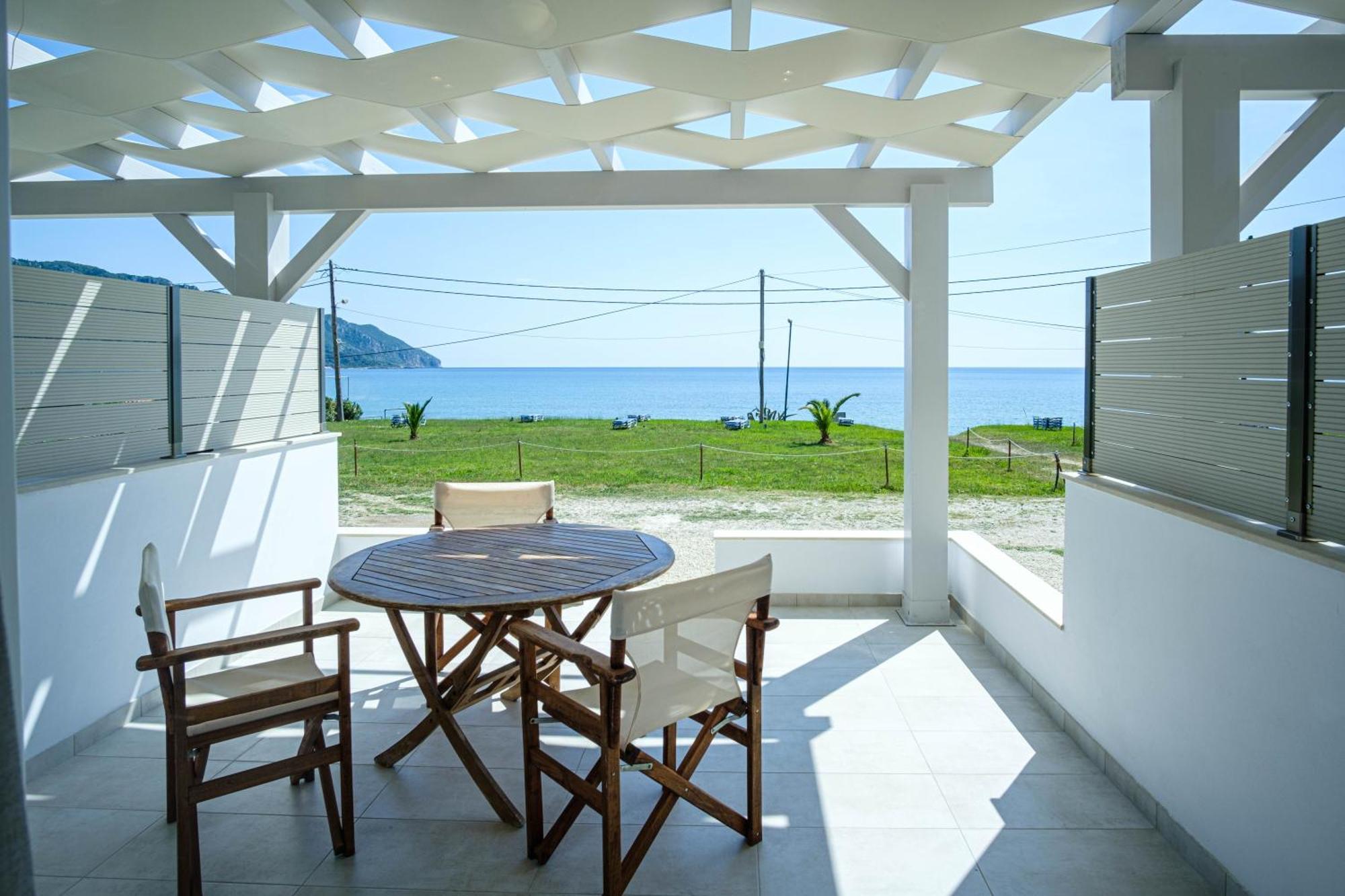 Hotel Elias & Vasili House à Agios Georgios Pagon Extérieur photo