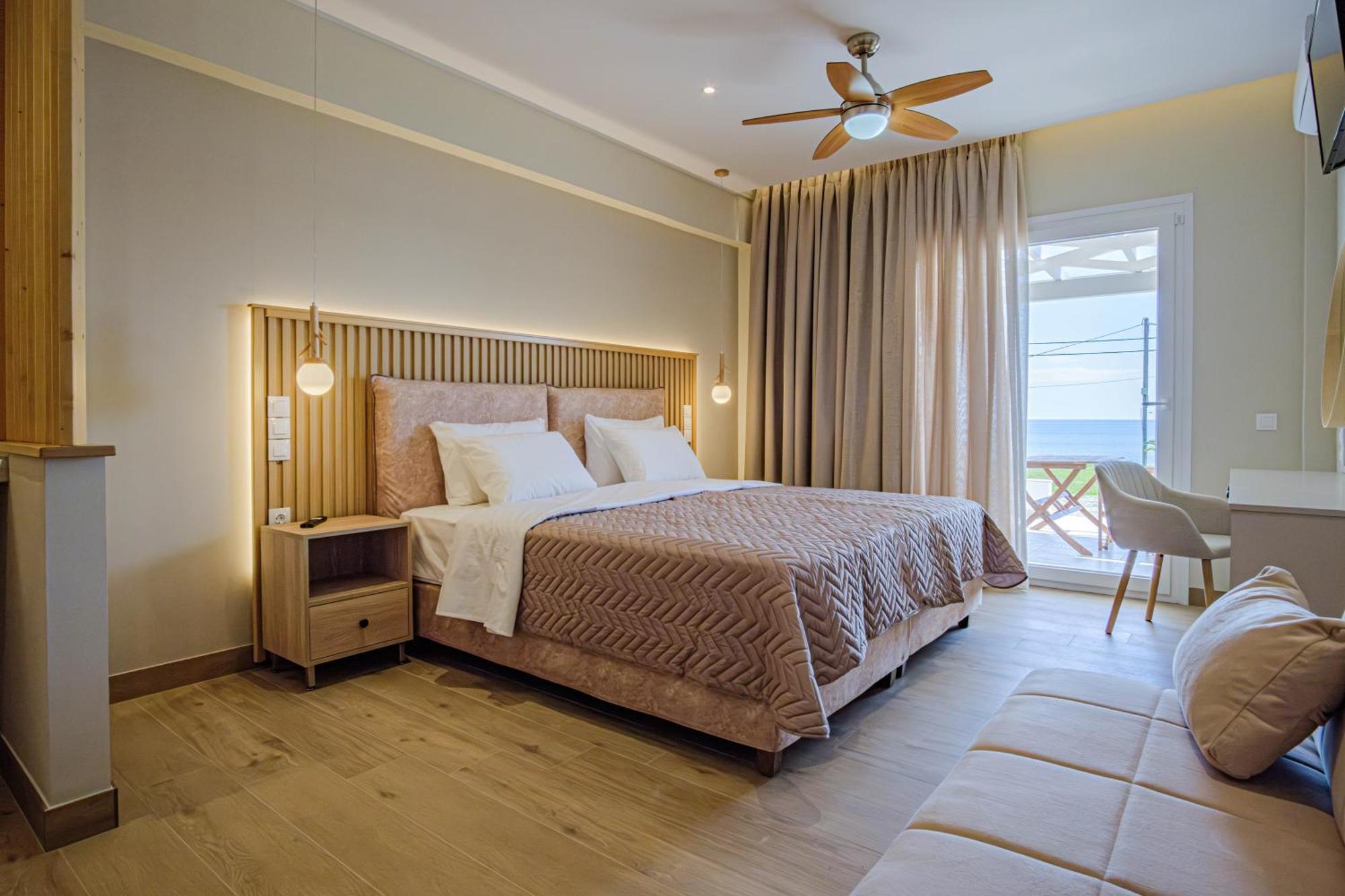 Hotel Elias & Vasili House à Agios Georgios Pagon Extérieur photo