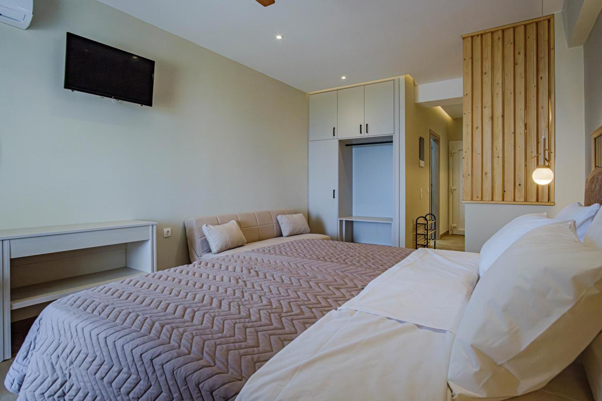 Hotel Elias & Vasili House à Agios Georgios Pagon Extérieur photo