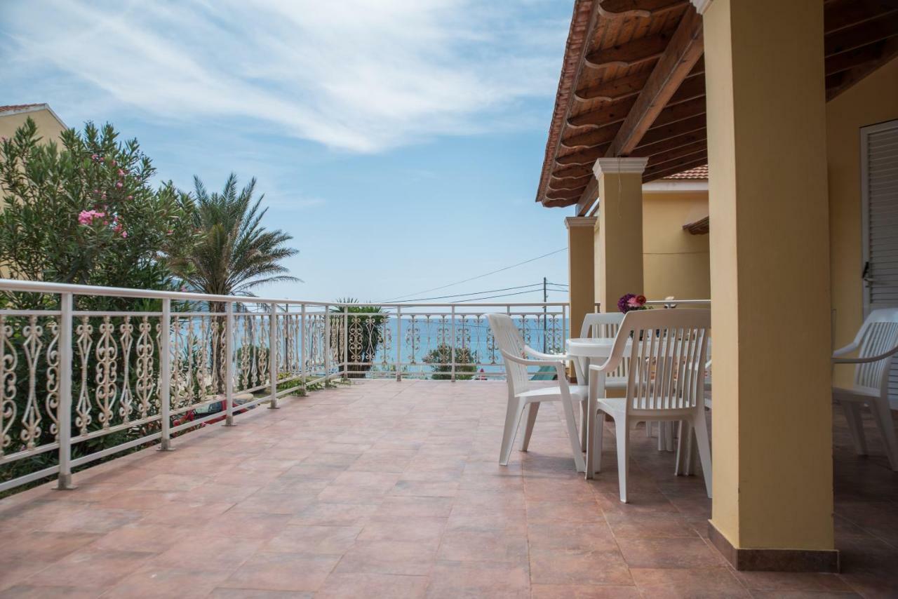 Hotel Elias & Vasili House à Agios Georgios Pagon Extérieur photo