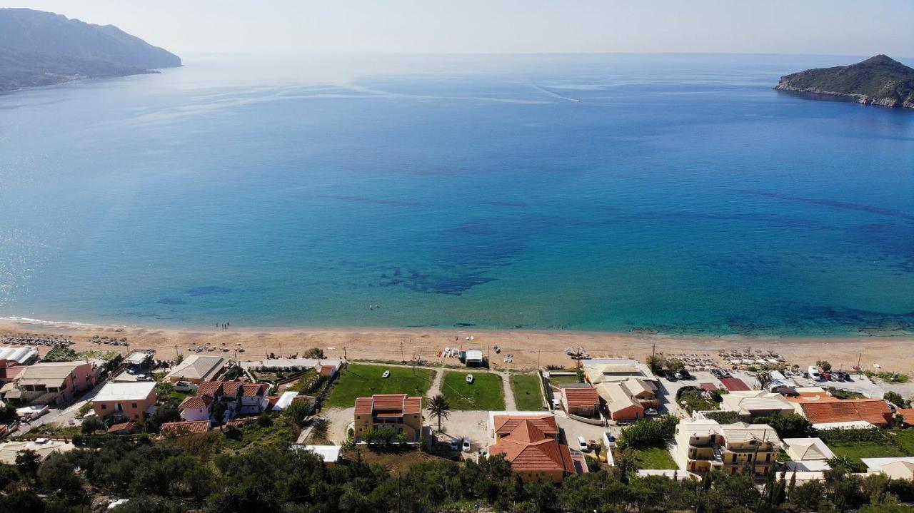 Hotel Elias & Vasili House à Agios Georgios Pagon Extérieur photo